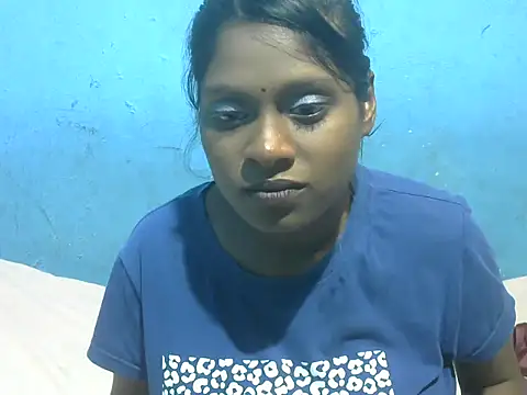 Indiansmiley01 online show from 01-05-26, 05:27