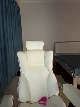 yiyi 3523 online show from 03-27-26, 02:50