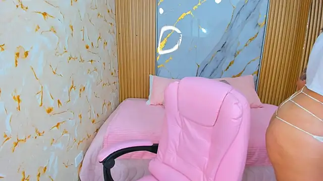 Snapshot of GenesisBlaze chatting on 11-09-25, 06:50 GenesisBlaze online show from 11-09-25, 06:50