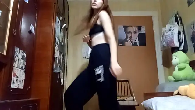 Miralily online show from 10-16-25, 03:57