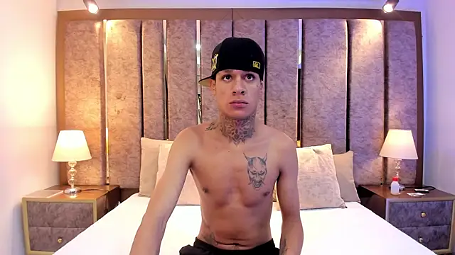 GaelCarter online show from 11-07-25, 04:23