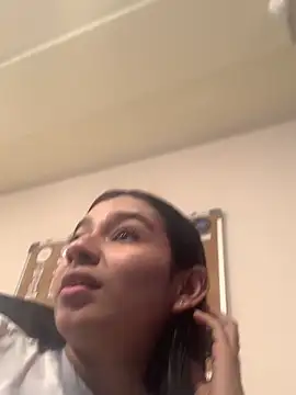 AlyssaRay online show from 01-18-26, 04:00