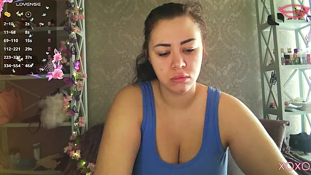 Snapshot of kiksee_ chatting on 02-11-26, 08:30 kiksee online show from 02-11-26, 08:30