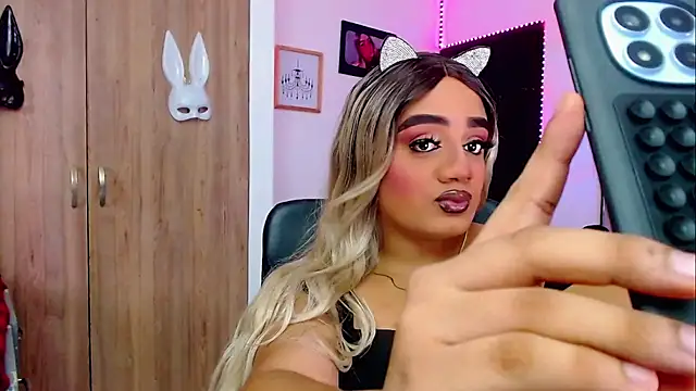 Sofiabigcock22 online show from 12-02-25, 02:01