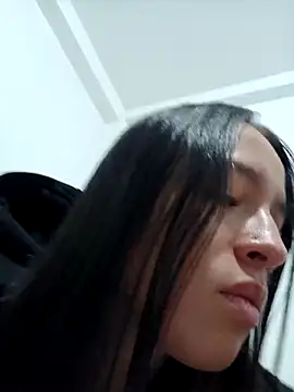 CARO ADAMS1 online show from 12-22-25, 09:17