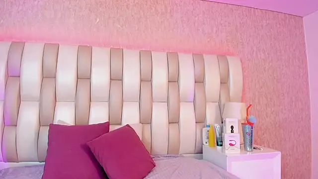 Ari lynn  online show from 02-13-26, 03:24