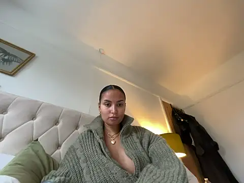 sexygoddessjessy online show from 11-04-25, 12:59