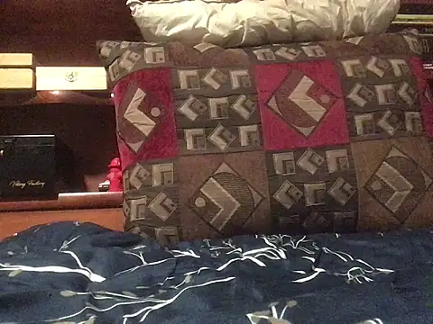 Snapshot of CraveMyCock chatting on 11-27-25, 10:01 CraveMyCock online show from 11-27-25, 10:01