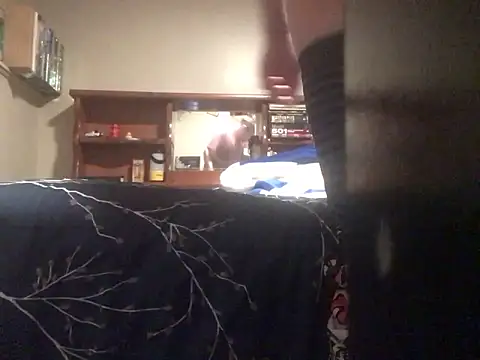 Snapshot of CraveMyCock chatting on 12-22-25, 07:22 CraveMyCock online show from 12-22-25, 07:22