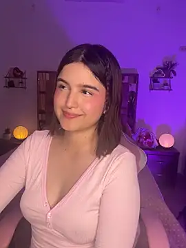 MIACUTEE  online show from 10-15-25, 02:55