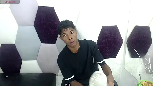 Mick storm online show from 02-07-26, 01:04