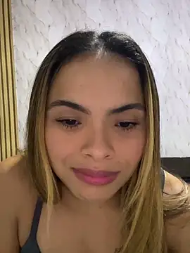 Snapshot of safadinhaquenteW chatting on 02-26-26, 02:54 safadinhaquenteW online show from 02-26-26, 02:54