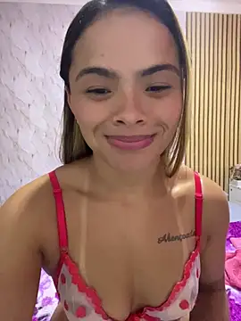 safadinhaquenteW online show from 03-26-26, 02:39