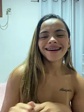 Snapshot of safadinhaquenteW chatting on 07-26-26, 04:03 safadinhaquenteW online show from 07-26-26, 04:03