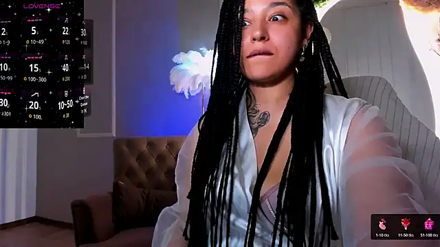 Aisha Goldstein online show from 04-17-26, 05:54