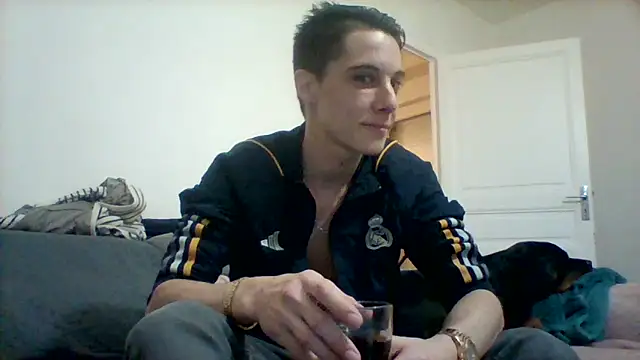 Snapshot of fresh-laD chatting on 10-26-25, 12:16 fresh-laD online show from 10-26-25, 12:16