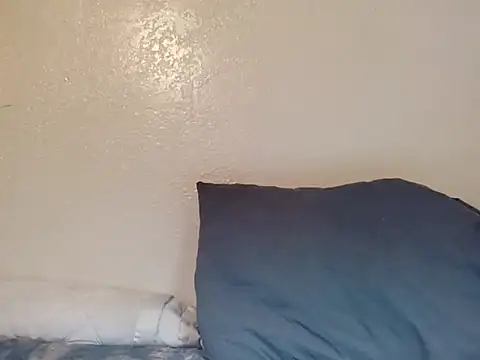 Snapshot of swipeswanger chatting on 12-23-25, 09:18 swipeswanger online show from 12-23-25, 09:18