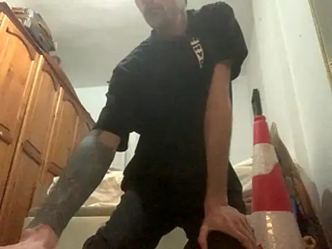 lucky1661 online show from 11-01-25, 02:35