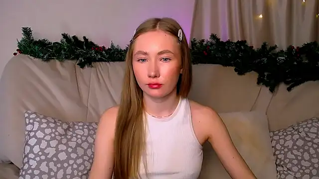 EllyColins online show from 12-20-25, 03:02