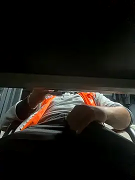 arasazgin online show from 10-22-25, 04:07