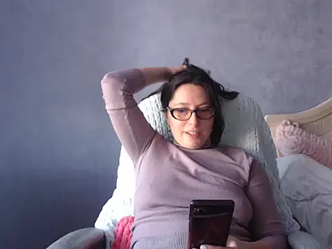 Snapshot of LuckyLisa23 chatting on 04-25-26, 02:14 LuckyLisa23 online show from 04-25-26, 02:14