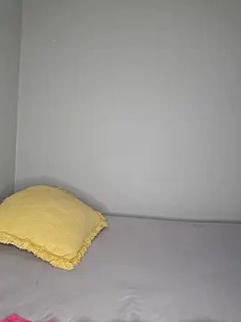 certifiedhottie2025 online show from 03-25-26, 06:08