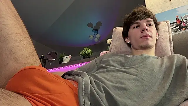 Jeremy1Scott online show from 01-18-26, 11:30