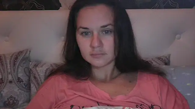 GiaaCaranggi online show from 10-17-25, 07:27