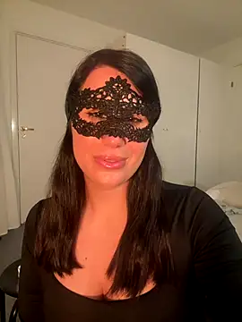 mamimamacitaaa online show from 10-31-25, 07:04