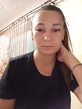 HollyDollsi online show from 10-19-25, 08:31