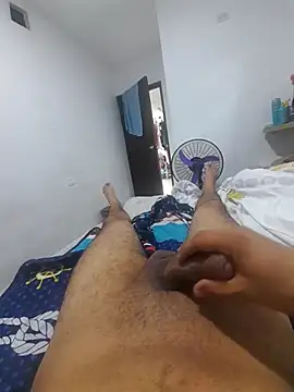 Snapshot of sexyandres_23 chatting on 10-15-25, 11:10 sexyandres 23 online show from 10-15-25, 11:10