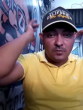 sexyandres 23 online show from 03-12-26, 08:15