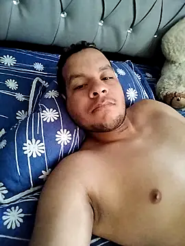 Snapshot of cristian_maln1 chatting on 03-10-26, 11:59 cristian maln1 online show from 03-10-26, 11:59