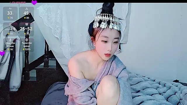 hyp0crite online show from 11-29-25, 05:21