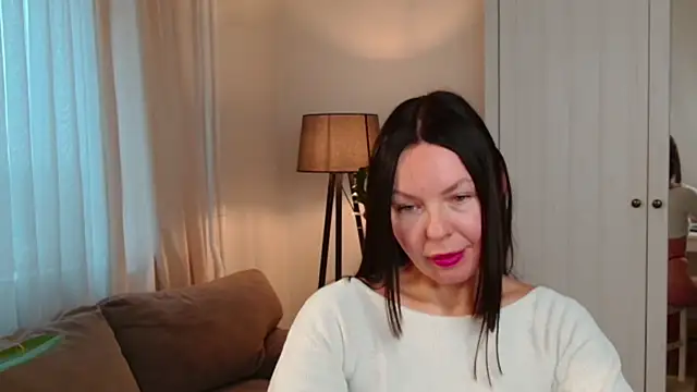 LittleNicolee online show from 12-15-25, 01:04