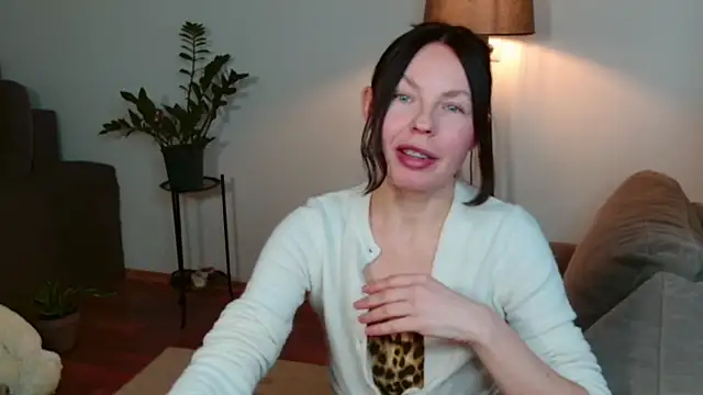 LittleNicolee online show from 03-02-26, 03:19