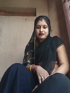 Snapshot of Rayal_bhabi chatting on 06-02-26, 01:18 Rayal bhabi online show from 06-02-26, 01:18