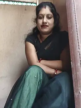 Snapshot of Rayal_bhabi chatting on 06-24-26, 12:42 Rayal bhabi online show from 06-24-26, 12:42