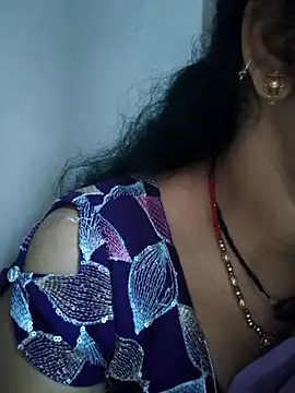 Snapshot of Rayal_bhabi chatting on 07-22-26, 12:35 Rayal bhabi online show from 07-22-26, 12:35