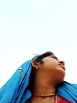 Karishma cute online show from 11-14-25, 11:42