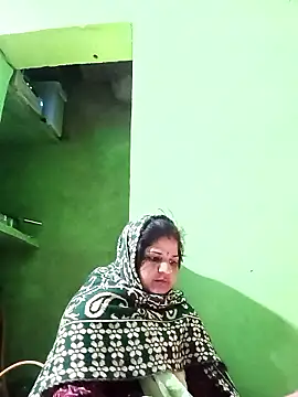 Karishma cute online show from 01-09-26, 03:26