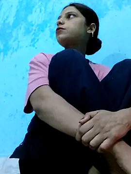 Snapshot of Nitya_hot chatting on 01-18-26, 03:21 Nitya hot online show from 01-18-26, 03:21