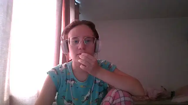 Snapshot of LuckySLove chatting on 07-15-26, 03:50 LuckySLove online show from 07-15-26, 03:50