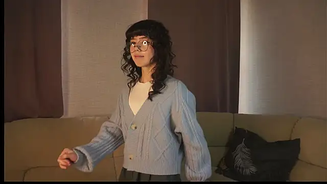 SandieMuss online show from 10-20-25, 06:36
