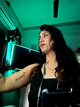 Darling Annie online show from 01-13-26, 07:08