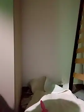 Snapshot of Cucco25 chatting on 11-25-25, 04:40 Cucco25 online show from 11-25-25, 04:40