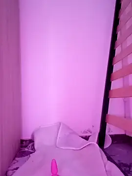 Snapshot of Cucco25 chatting on 11-26-25, 08:04 Cucco25 online show from 11-26-25, 08:04