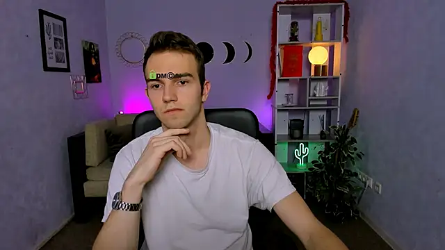 astren villo online show from 03-25-26, 01:06