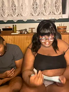 TheChubbySiren online show from 10-26-25, 01:22