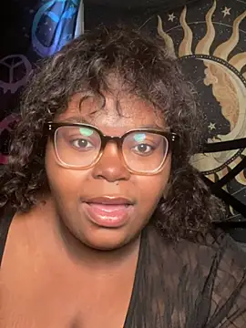 TheChubbySiren online show from 12-20-25, 02:13